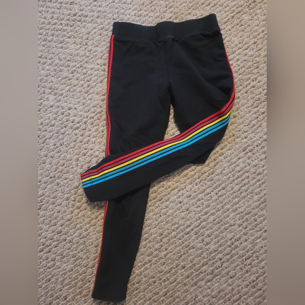 Rainbow 🌈 stripe leggings